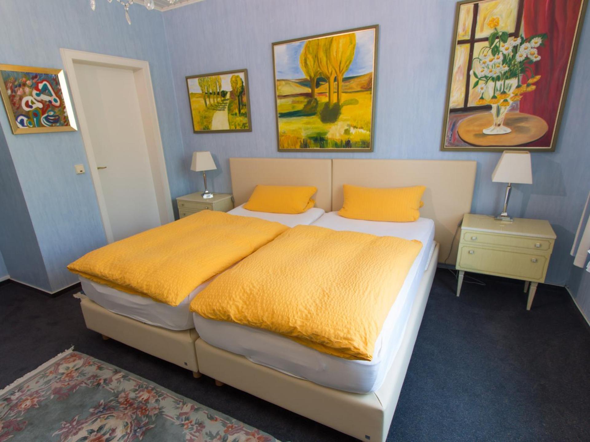 Hotel Zur Post - Burg An Der Mosel Стая снимка