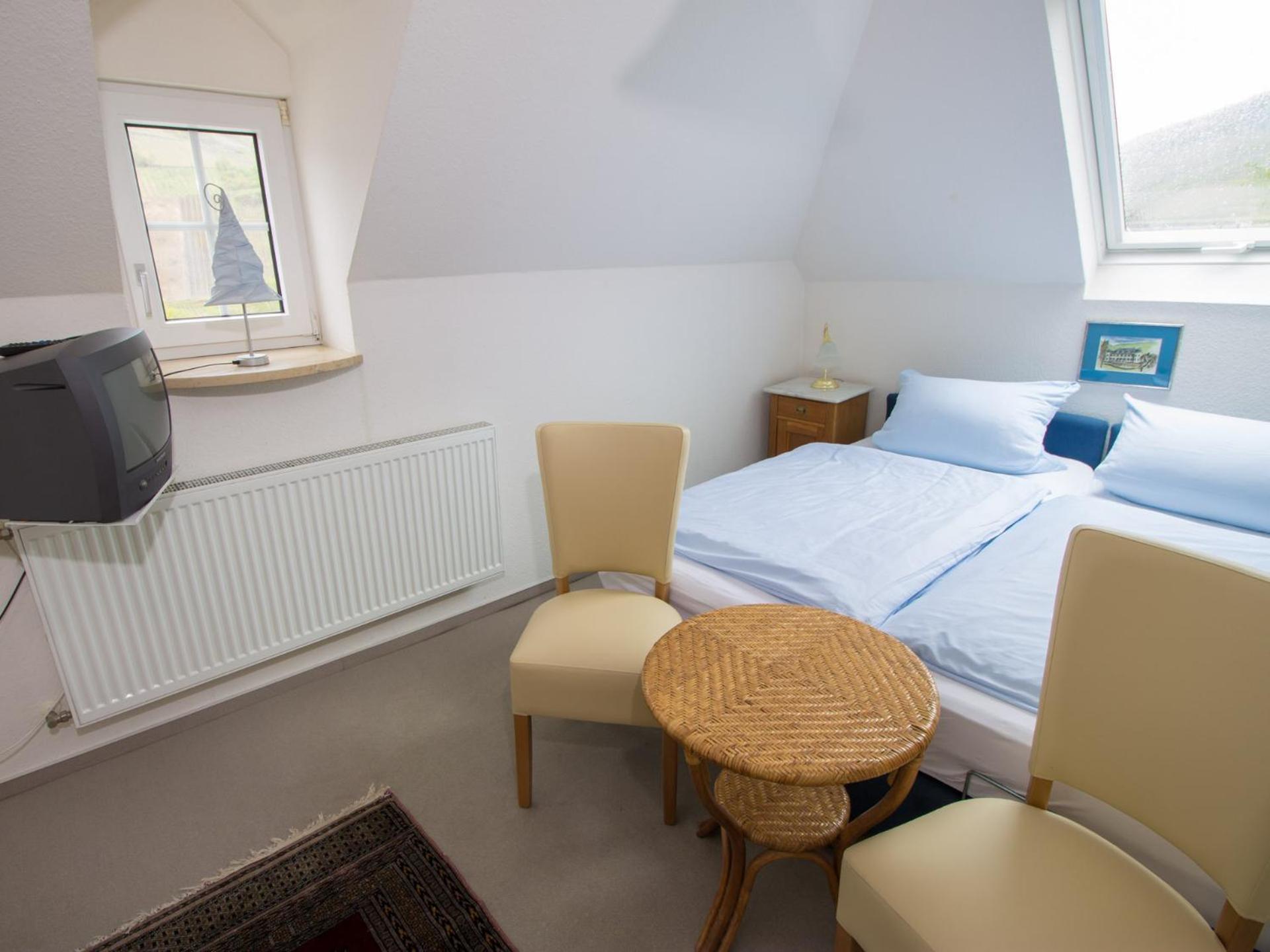 Hotel Zur Post - Burg An Der Mosel Стая снимка